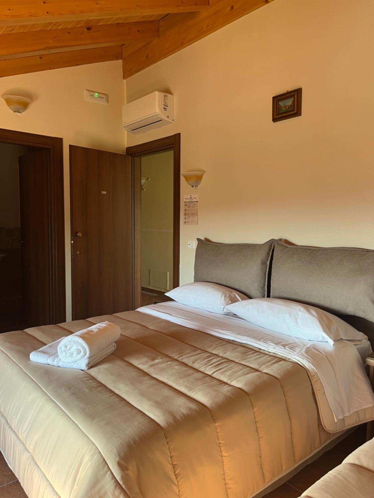 Ragalna Villa Casina Dell'Etna מראה חיצוני תמונה
